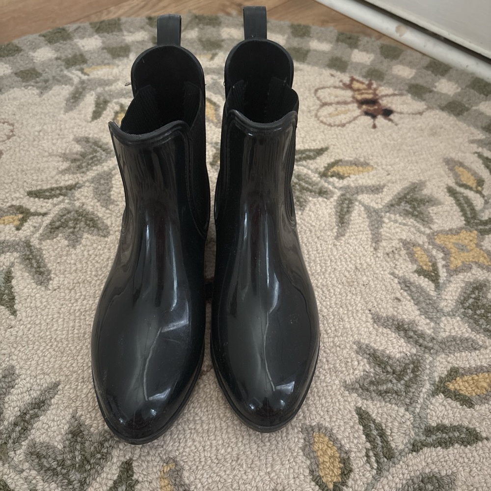 Black Ankle Rain Boots